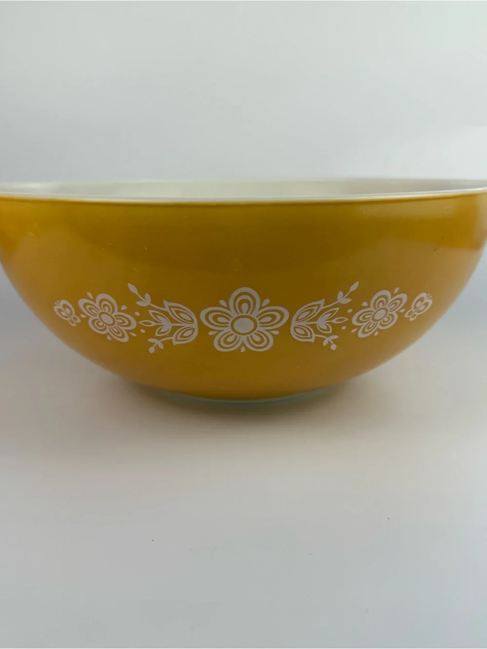 PYREX Butterfly Gold 444 442 Cinderella Mixing Bowls Set of 2 Orange/White 1972